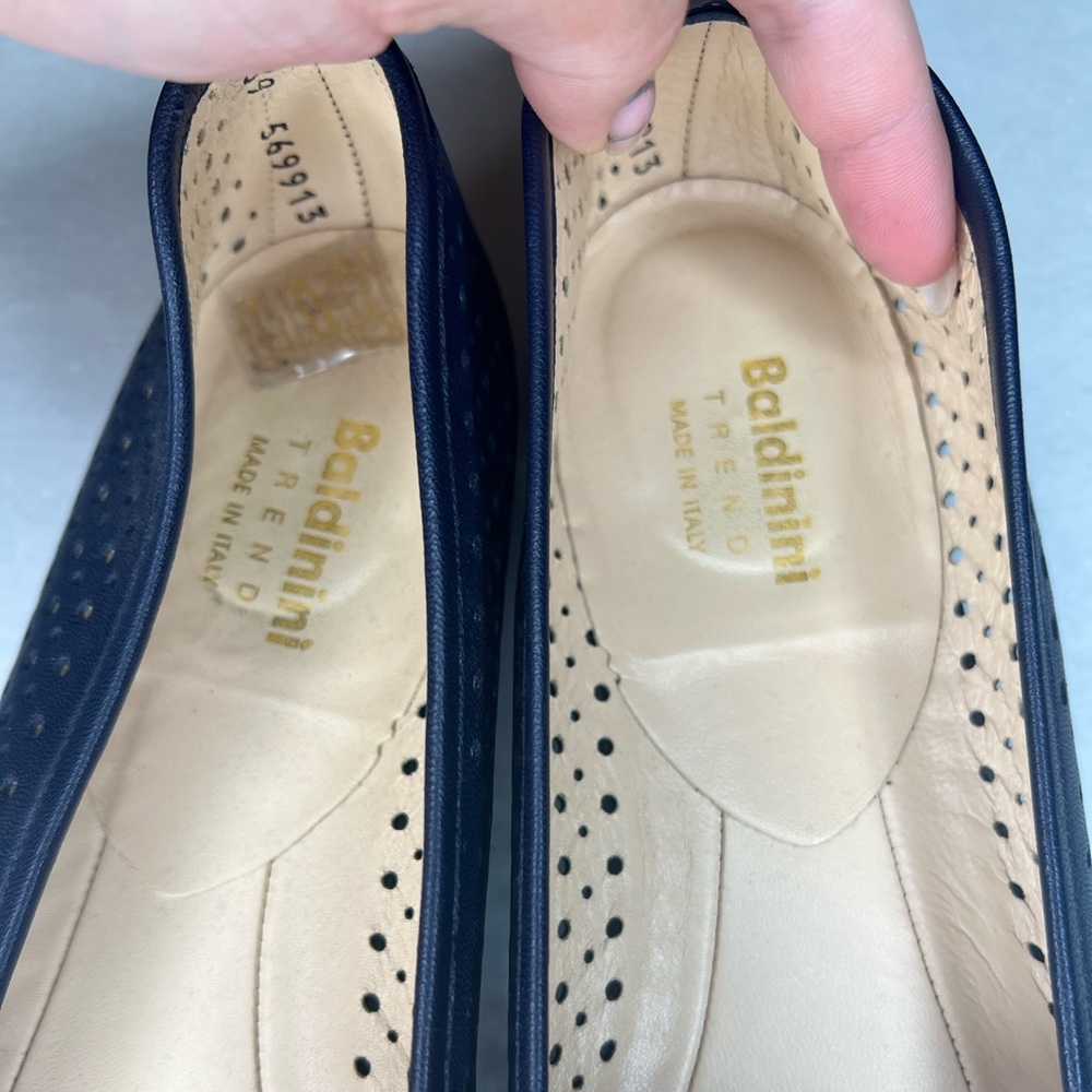 BALDININI WOMENS LEATHER NAVY BLUE FLATS SZ EU 39 - Picture 5 of 7